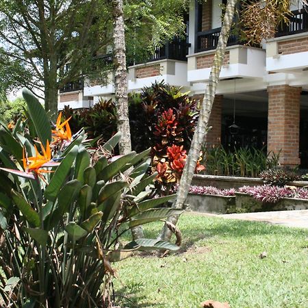 Finca Hotel La Esperanza Montenegro Bagian luar foto