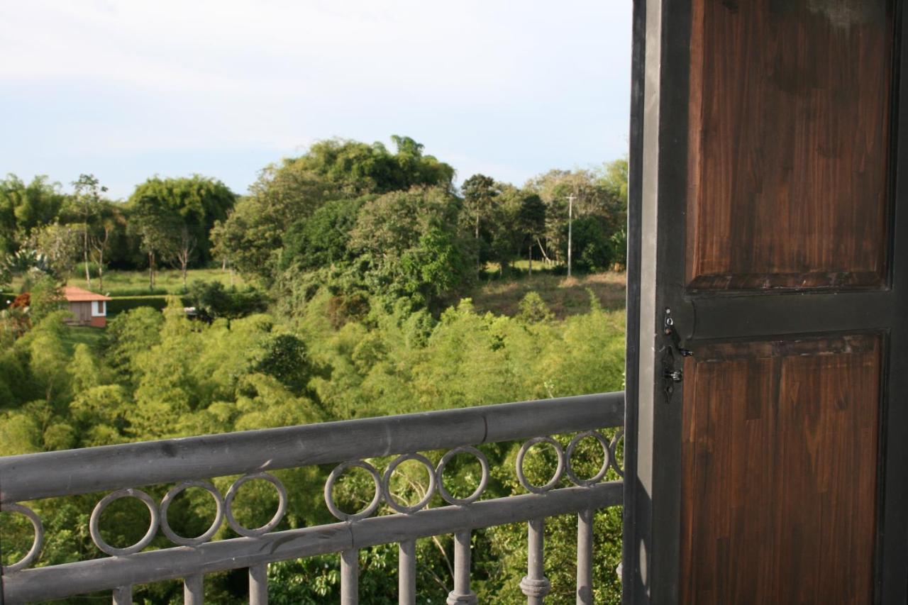 Finca Hotel La Esperanza Montenegro Bagian luar foto