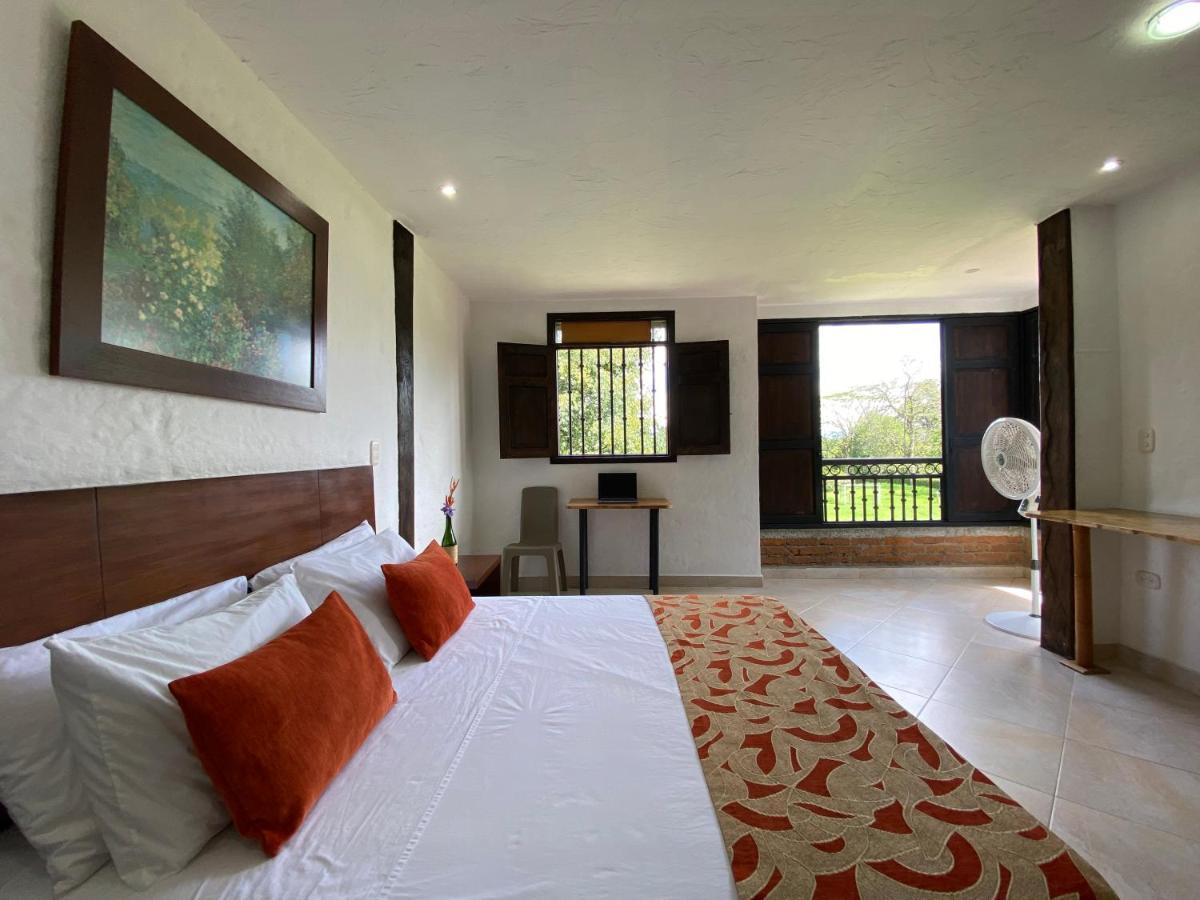 Finca Hotel La Esperanza Montenegro Bagian luar foto