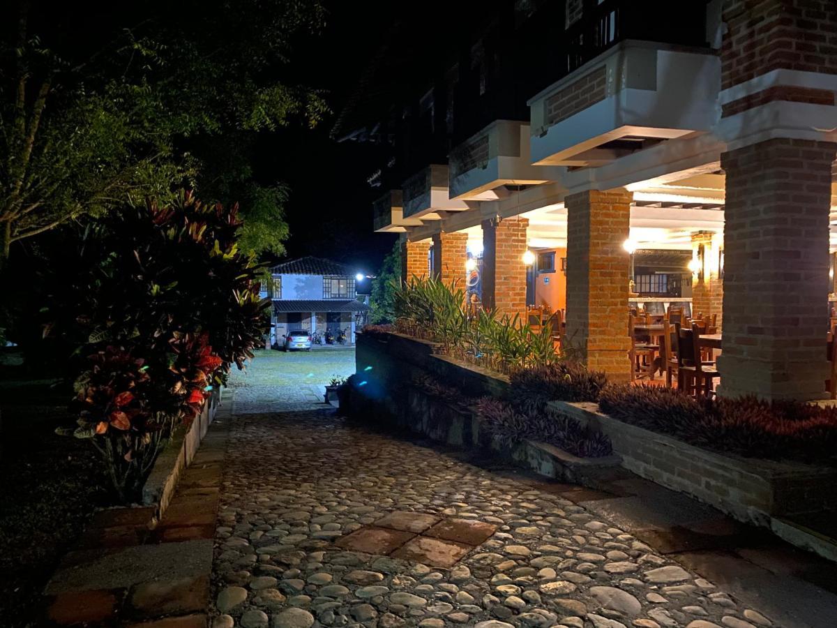 Finca Hotel La Esperanza Montenegro Bagian luar foto