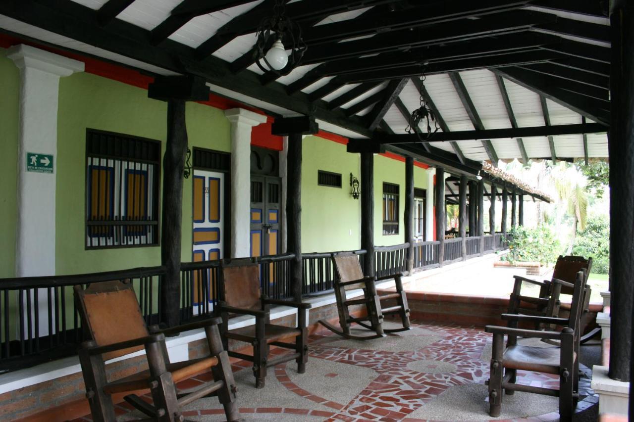 Finca Hotel La Esperanza Montenegro Bagian luar foto