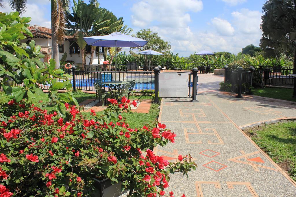 Finca Hotel La Esperanza Montenegro Bagian luar foto