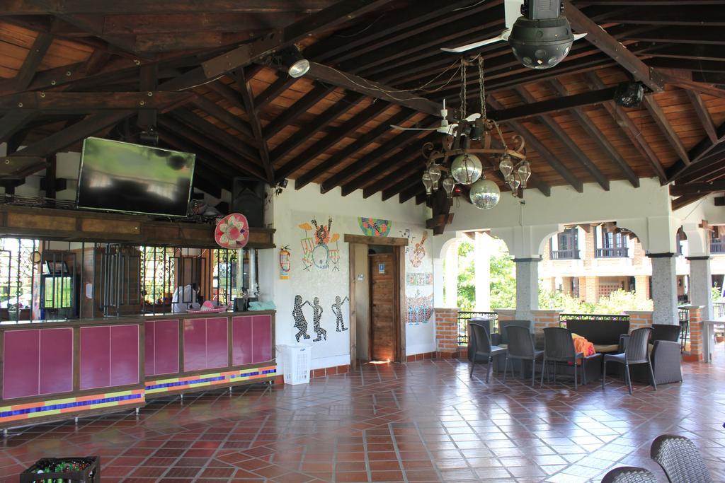 Finca Hotel La Esperanza Montenegro Bagian luar foto